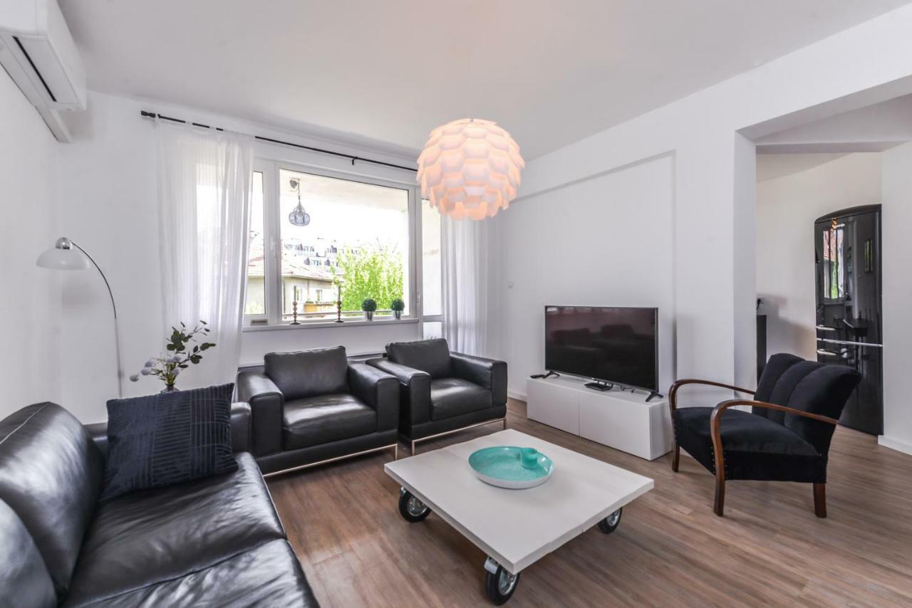 66 Apartment - Stylish Two Bedroom In Lozenets District By Flat Mаnager Sofia Esterno foto