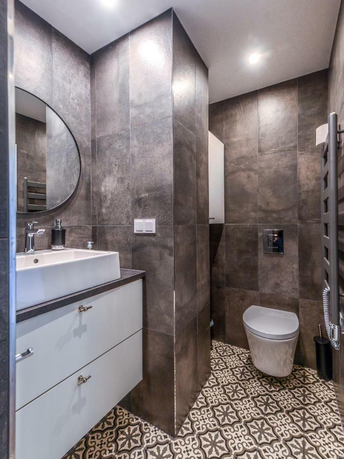 66 Apartment - Stylish Two Bedroom In Lozenets District By Flat Mаnager Sofia Esterno foto